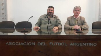 Gabriel Fernández, de la Primera B Metropolitana, dijo que Armando Pérez “a la noche no está en sus mejores condiciones”