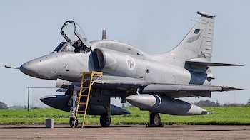 Los A4-AR Fightinghawk serán desprogramados