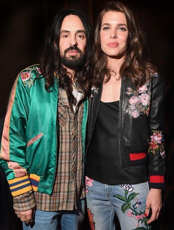 Charlotte Casiraghi junto al director