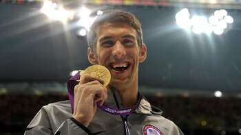 Phelps, con 22 medallas, es el