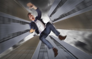 Caer de manera infinita, uno