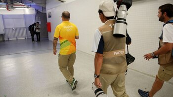 Los voluntarios desempeñan varias tareas,