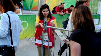 Los voluntarios no pueden sacarse