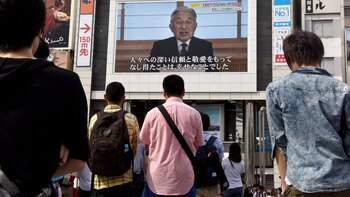 Es la segunda vez que el emperador de Japón, Akihito, se dirige al pueblo desde que accedió al Trono de Crisantemo en 1989 (AFP)
