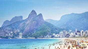 Al lugar se accede por