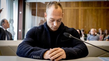 Fue expulsado por beber alcohol