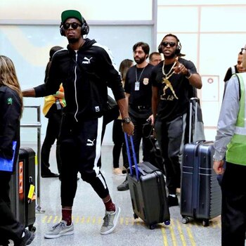 Bolt con la valija que