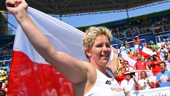 La polaca se quedó con su primera medalla de oro (AFP)