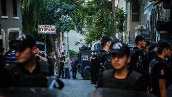 La Justicia turca ordenó la detención de 187 empresarios y la confiscación de sus bienes (AFP)