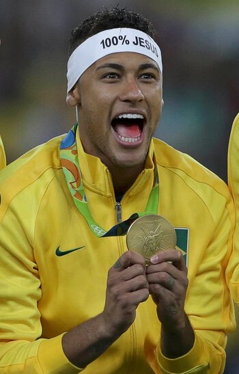 Neymar le dio a Brasil su primera medalla de oro en fútbol masculino (Reuters)