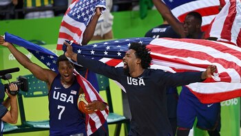 Los Estados Unidos volvieron a ganar el oro en básquet, y ya suma 15 en total (Reuters)