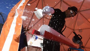 Cada muestra de hielo encierra