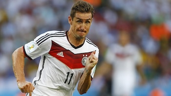 Miroslav Klose no pudo levantar