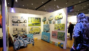 Más de 250 artistas de