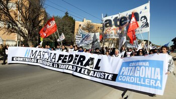 La movilización en Neuquén (Télam)
