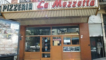 El encanto de comer parado