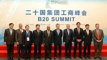 Macri con empresarios en el