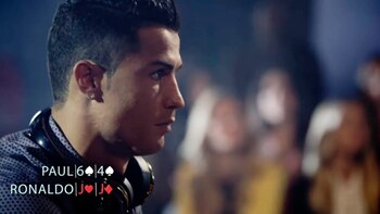 Cristiano Ronaldo represento a la