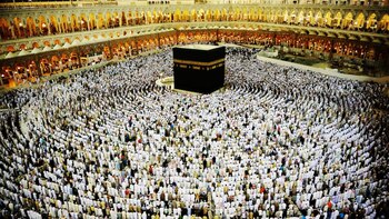 El Hajj es una peregrinación anual hacia La Meca en Arabia Saudita de la que participa la comunidad musulmana (Shutterstock)