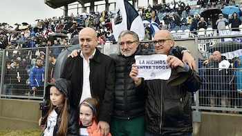 Daniel Onofri (izquierda), el presidente