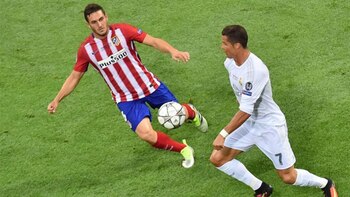 La Federación Española “violó varias disposiciones” relacionadas con menores fichados por el Atlético y el Real Madrid (AFP)