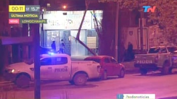 Dos delincuentes muertos y un policía en grave estado tras un intento de robo