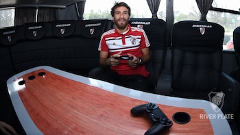 Leonardo Ponzio, seducido por los