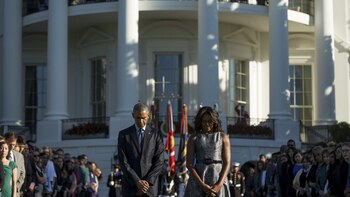 Obama guardó un minuto de