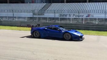 La Ferrari 488 GT3 forma