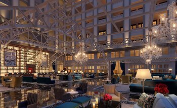 The Grand Lobby. Con este