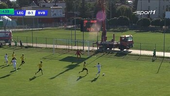 El defensor fue a cortar