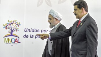 Hasan Rohani y Nicolás Maduro