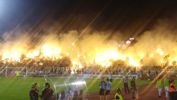 Los ultras locales respondieron con