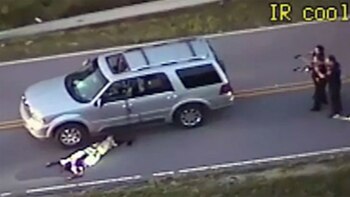 La oficial Shelby ya disparó