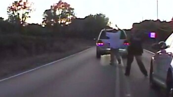 En esta captura de video