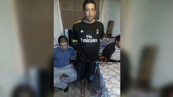 Los tres sospechosos detenidos.