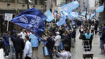 Los trabajadores bancarios realizan medidas