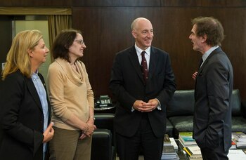 Otra postal de la reunión