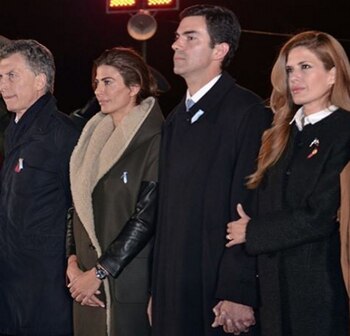 El presidente Mauricio Macri, su esposa, Juliana Awada, Urtubey y Macedo