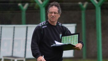 Ariel Holan, obsesivo de la