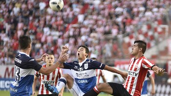Lobos y Pinchas pelearán por