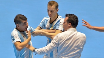 Diego Giustozzi, entrenador de la