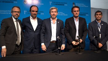 Rogelio Frigerio con intendentes bonaerenses