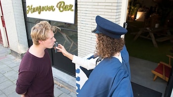 Antes de ingresar, un control