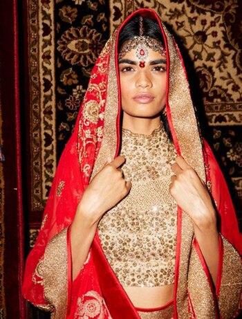 Bhumika Arora intenta honrar la moda y las modelos indias en las pasarelas internacionales