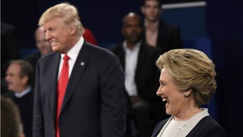 La reacción de los candidatos a la pregunta (Reuters)