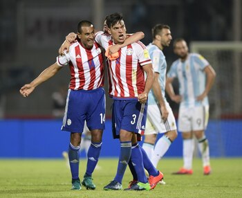 Paulo Silva y Gustavo Gomez