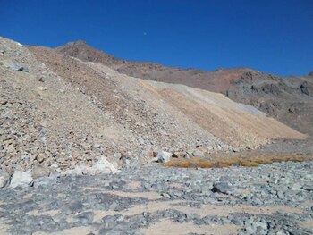 Vista de la escombrera hacia