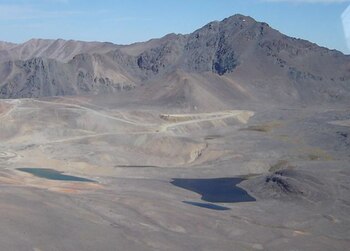 Área del “megabasurero” minero en