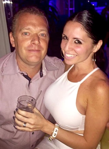 El esposo de Nikki, CJ,